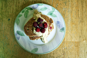 vegan raspberry buckwheat pancakes with cashew cheesecake sauce