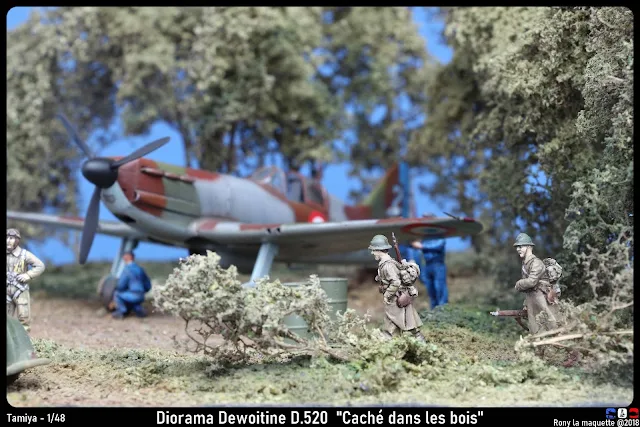 Diorama d'un Dewoitine D.520 de Tamiya en Juin 1940 Meaux Esbly