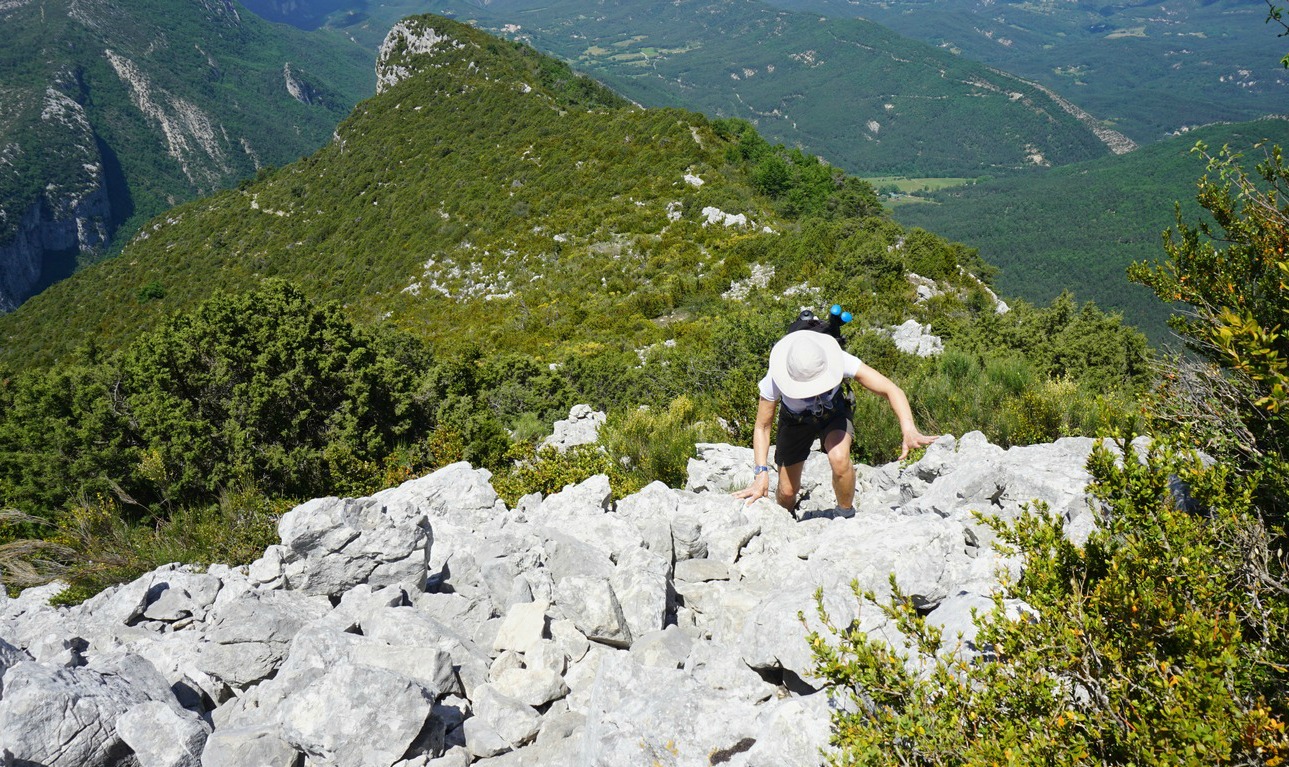 Ascending to Cime de la Cacia