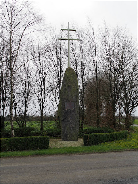 menhir croix de lorraine