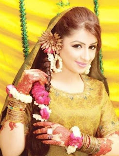 Latest Bridal Mehndi Dresses 2013 & Hairstyle