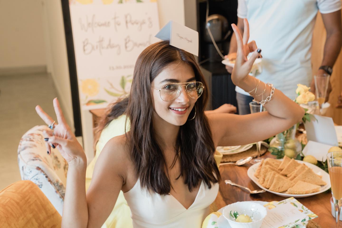 Pooja hegde pic