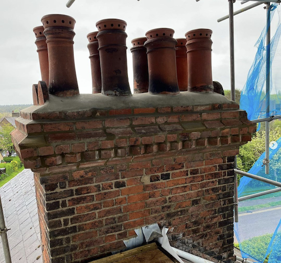 Rebuilding work on the chimney stack