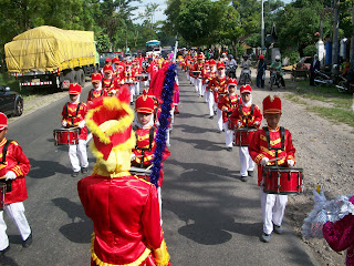 Yoshuka Konveksi Dan Sablon: Kostum Pasukan Drum Band