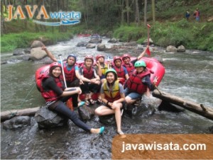 kiat memilih paket wisata bandung murah