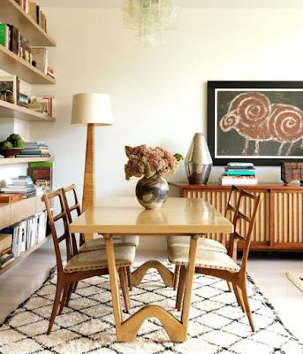 Dining room with mid-century decor style