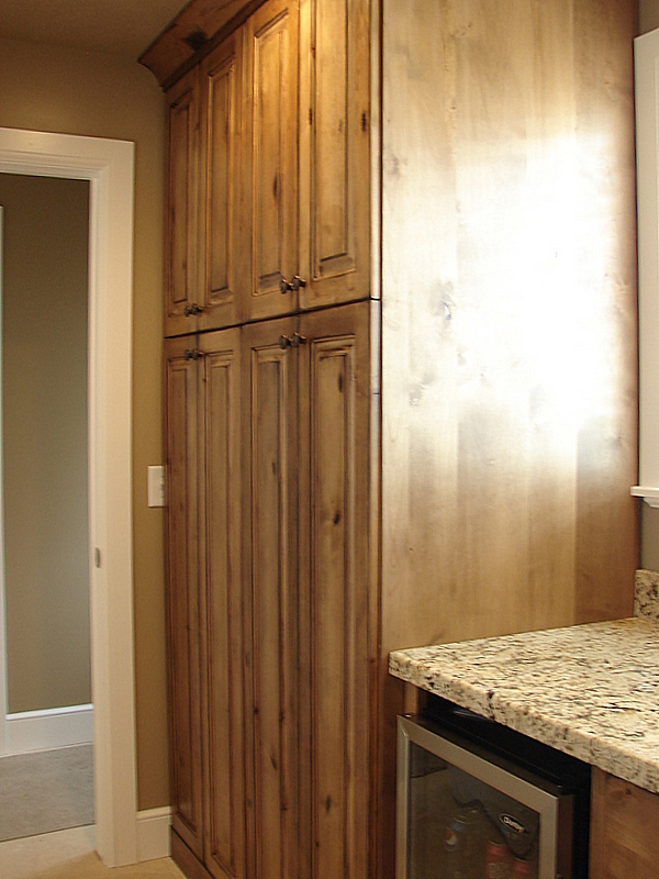 Rustic Alder Kitchen Cabinets