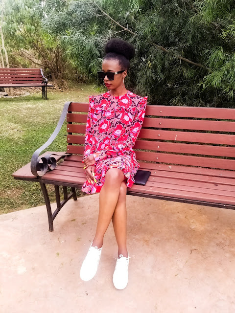 How To Wear A Floral Shift Dress With White Sneakers