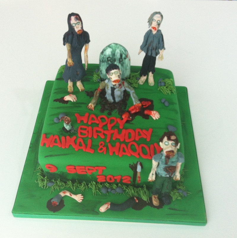 kids zombie halloween cake 2015.JPG