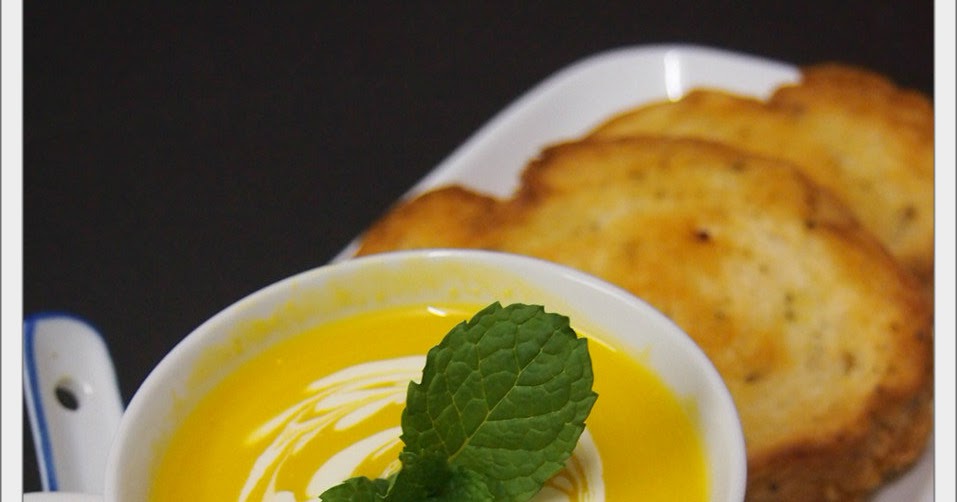 CRAZY LITTLE THINGS ♥: CREAMY ROASTED PUMPKIN SOUP / SUP 
