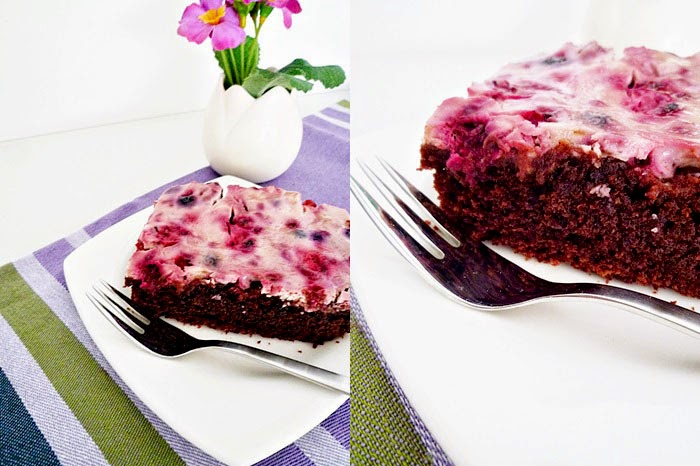 Double Chocolate Brownies mit Frischkäse-Beeren-Guss