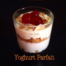 Yogurt Granola Parfait / Strawberry Mango Peach Yogurt Parfait