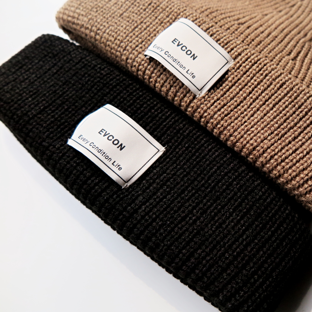 EVCON LIVING CONCEPT ACRYLIC BEANIE TRUMPS FASTLANE