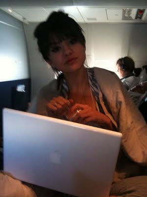 selena gomez twitter photos. Miley Cyrus Selena Gomez Demi