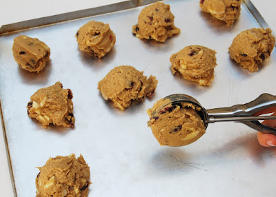 Cookies au chocolat blanc, cranberries et amandes