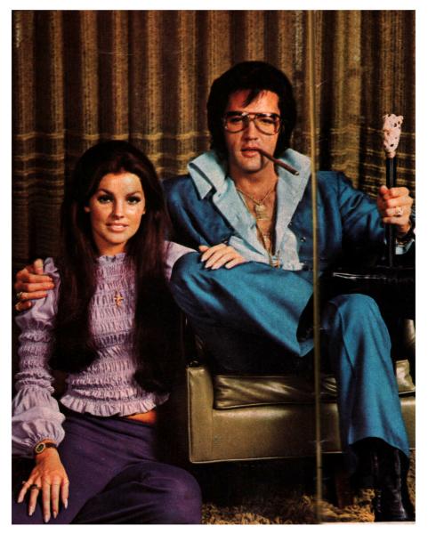 presley,elvis presley,elvis presley fat,young elvis presley,elvis presley and priscilla presley,elvis presley dead body,elvis presley singing,elvis costello,fat elvis