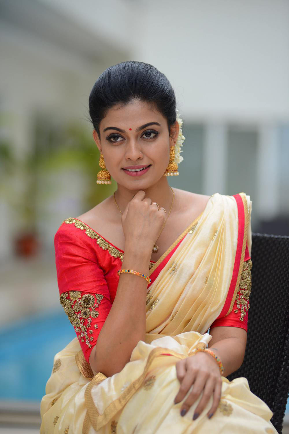 Malayalam Actress Anusree in kerala set saree Photoshoot ...