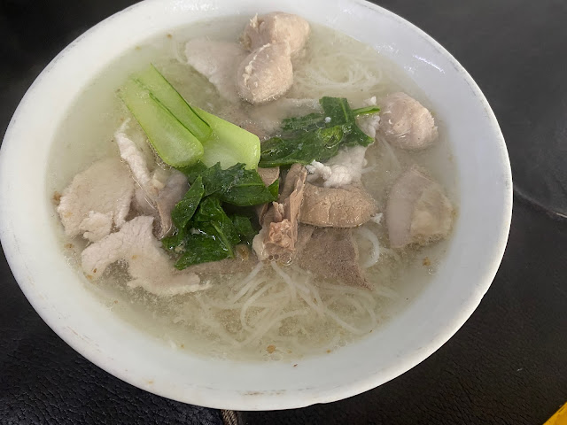 金沙園生肉麵--豬什湯粉麵