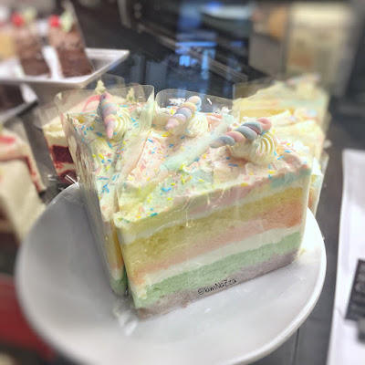 Starbucks Unicorn Cake