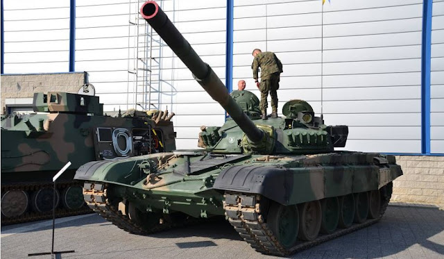 Poland Plans to Send 500 Soviet-Era Tanks and Armored Vehicles to Ukraine, Is That Right?