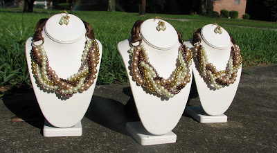Pearl bridesmaid necklace sets laurastaley.etsy.com
