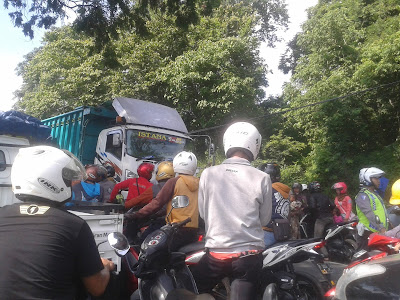 KEMACETAN di Pelabuhan KETAPANG BANYUWANGI