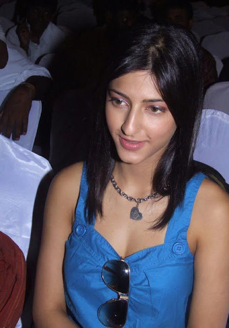 Actress Shruthi Hassan Photos hot photos