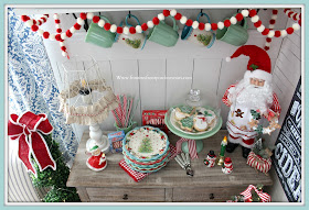 Farmhouse-Style-Cottage-Style-Pioneer-woman-Christmas-Plates-Santa-Vintage-Gingerbread-Jadeite-Breakfast Nook Christmas Decor-From My Front Porch To Yours