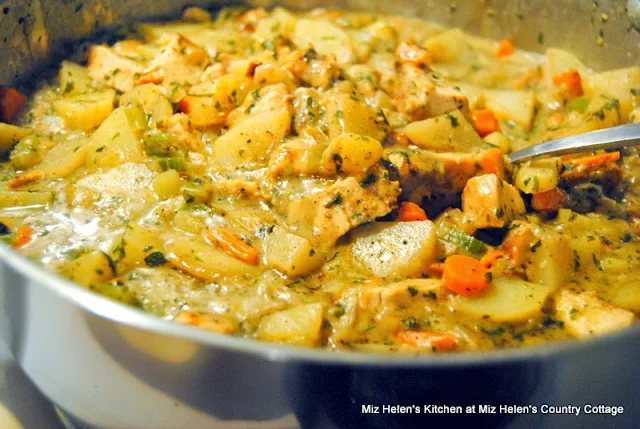 Turkey Pot Pie at Miz Helen's Country Cottage