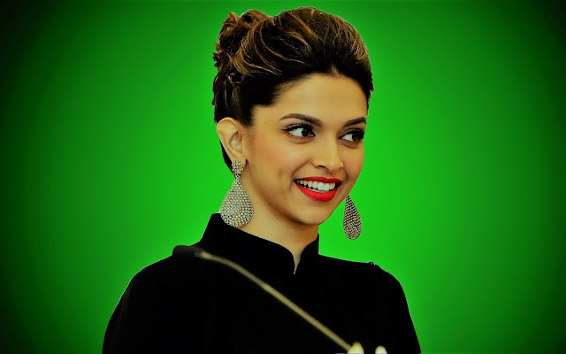 1920 × 1200 Deepika Padukone full HD smilly wallpaper