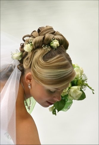Hair Styled to Side Bridal arab wedding hairstyles