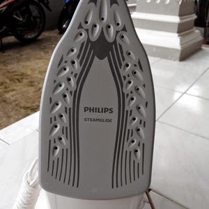 Keunggulan Fitur Uap Pada Setrika Philips GC 2960