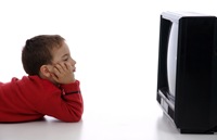 kid-watching-tv