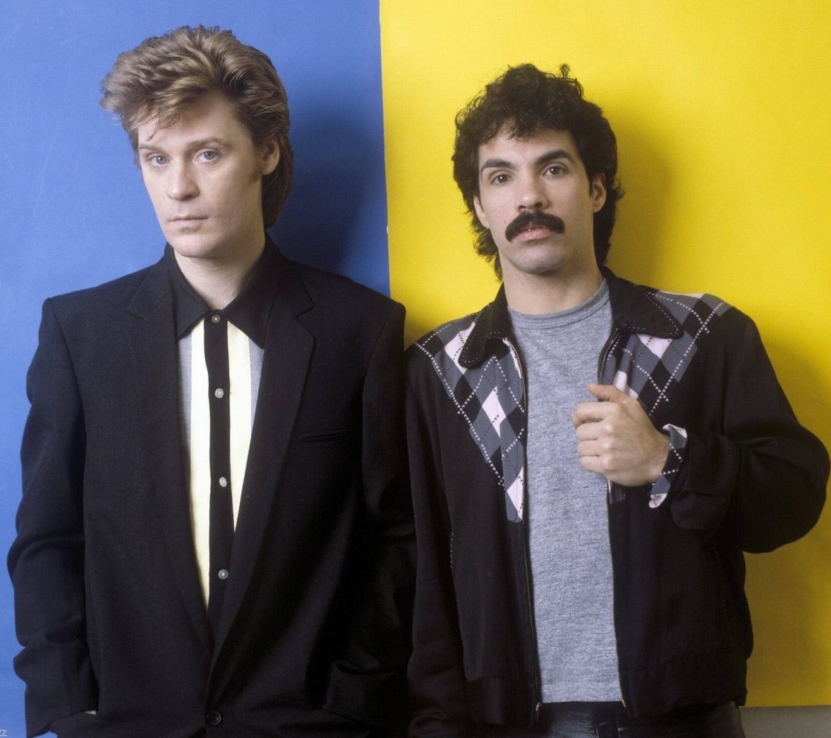 Группа hall. Daryl Hall & John oates. Группа Hall & oates. Дэрил Холл и Джон Оутс. Музыкальный дуэт Hall & oates.