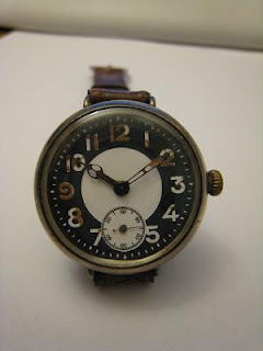 Photos of Vintage Wrist Watch Price Guide