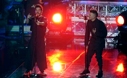 Latin Grammys: estos fueron los impactantes looks de la alfombra roja