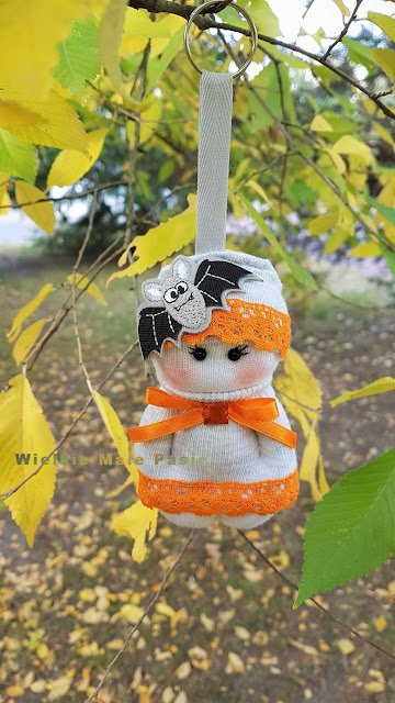 halloween, halloweenowe dekoracje, halloweenowe lalki, lalki ze skarpetek, skarpetkowe lalki, lalki ręcznie szyte, zabawki ze skarpetek, święto zmarłych, halloweenowe pomysły, dynie, jesienne dekoracje, miękkie lalki, lalki szmacianki, lalki ręcznie szyte, 1 listopada, zamek w Czersku, brelok do kluczy, lalka wampir, wampir, księżniczka, halloween, halloween decorations, halloween dolls, socks dolls, socks dolls, hand-sewn dolls, socks toys, deceased's feast, halloween ideas, pumpkins, autumn decorations, soft dolls, rag dolls, 1 November, castle in Czersk, keychain , vampire doll, vampire, princess,halloween, halloween decorações, halloween bonecas, meias bonecas, meias bonecas, mão-costurado bonecas, meias brinquedos, festa do falecido, halloween idéias, abóboras, decorações de outono, soft bonecas, bonecas de pano, 1 de novembro, castelo em Czersk, chaveiro vampiro boneca, vampiro, princesa, Halloween, decoraciones de halloween, muñecas de halloween, calcetines muñecas, muñecas de calcetines, muñecas cosidas a mano, juguetes de calcetines, banquete de difuntos, ideas de halloween, calabazas, decoraciones de otoño, muñecas suaves, muñecas de trapo, 1 de noviembre, castillo en Czersk, llavero muñeca vampiro vampiro princesa , Halloween, Halloween-Dekorationen, Halloween-Puppen, Sockenpuppen, Sockenpuppen, handgenähten Puppen, Socken, Verstorbenenfest, Halloween-Ideen, Kürbissen, Herbstdekorationen, weichen Puppen, Stoffpuppen, 1. November, Schloss in Czersk, Schlüsselanhänger , Vampirpuppe, Vampir, Prinzessin, Хэллоуин, украшения для Хэллоуина, куклы для Хэллоуина, куклы для носков, куклы для носков, куклы с ручным занавесом, игрушки для носков, праздник для покойного, идеи для Хэллоуина, тыквы, осенние украшения, мягкие куклы, тряпичные куклы, 1 ноября, замок в Черске, брелок для ключей , вампирская кукла, вампир, принцесса,