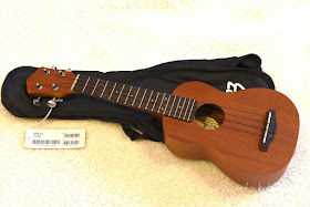 Ibanez UKS 10 Ukulele