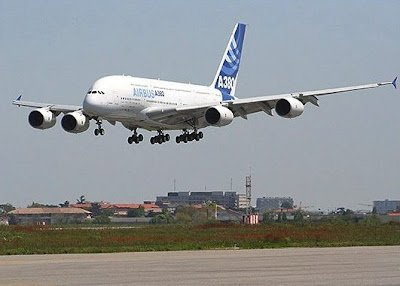 Maiden flight of the A380 image