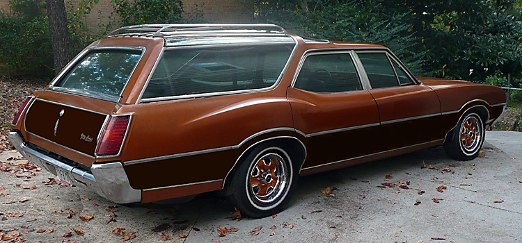 Hasta La Vista Cruiser Baby 1972 Olds wagon more than a parts car