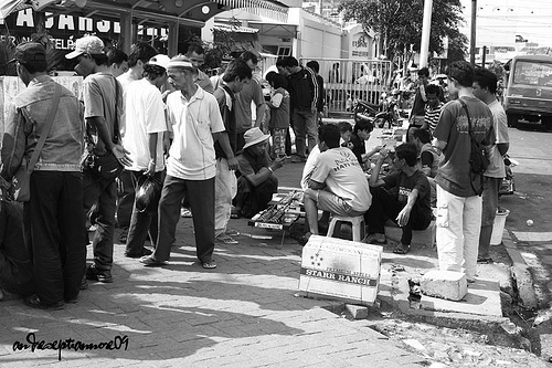 Enjoy Life As It Is   PASAR  BARANG BEKAS  DI JAKARTA