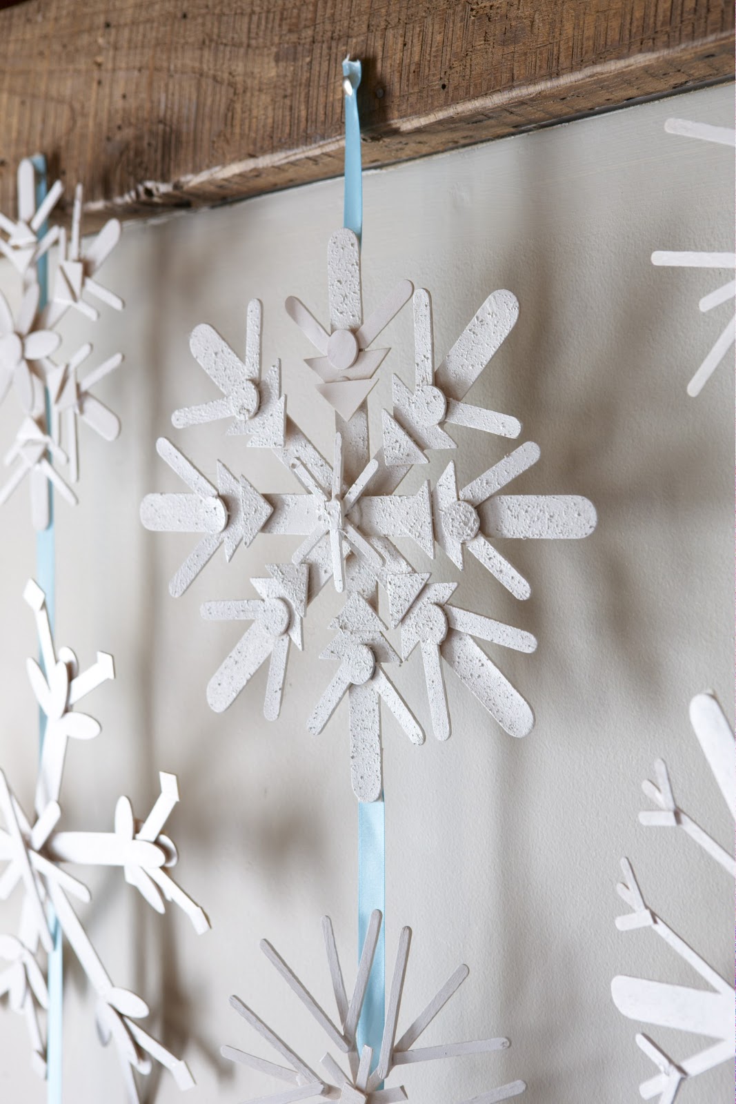 Karin Lidbeck 16 day count down DIY Snowflake  Decor 