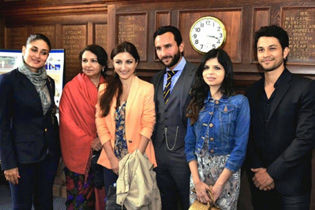  Kareena Kapoor and Saif Ali khan with family members 