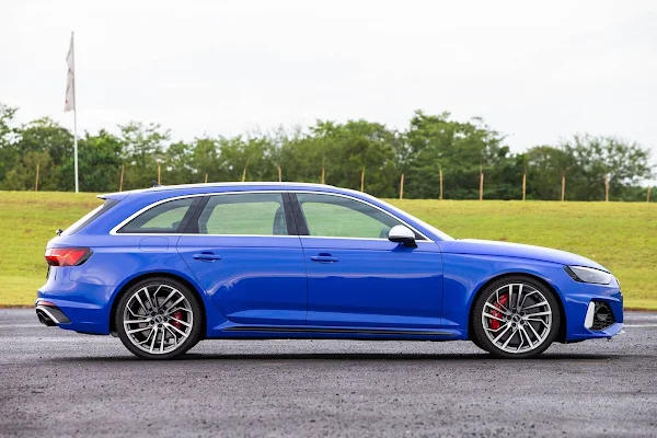 Audi RS4 Avant 2021 Brasil - preço