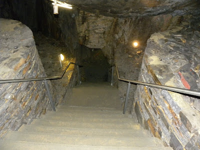 Blue Stone Mine Recht Belgium Blauwsteen