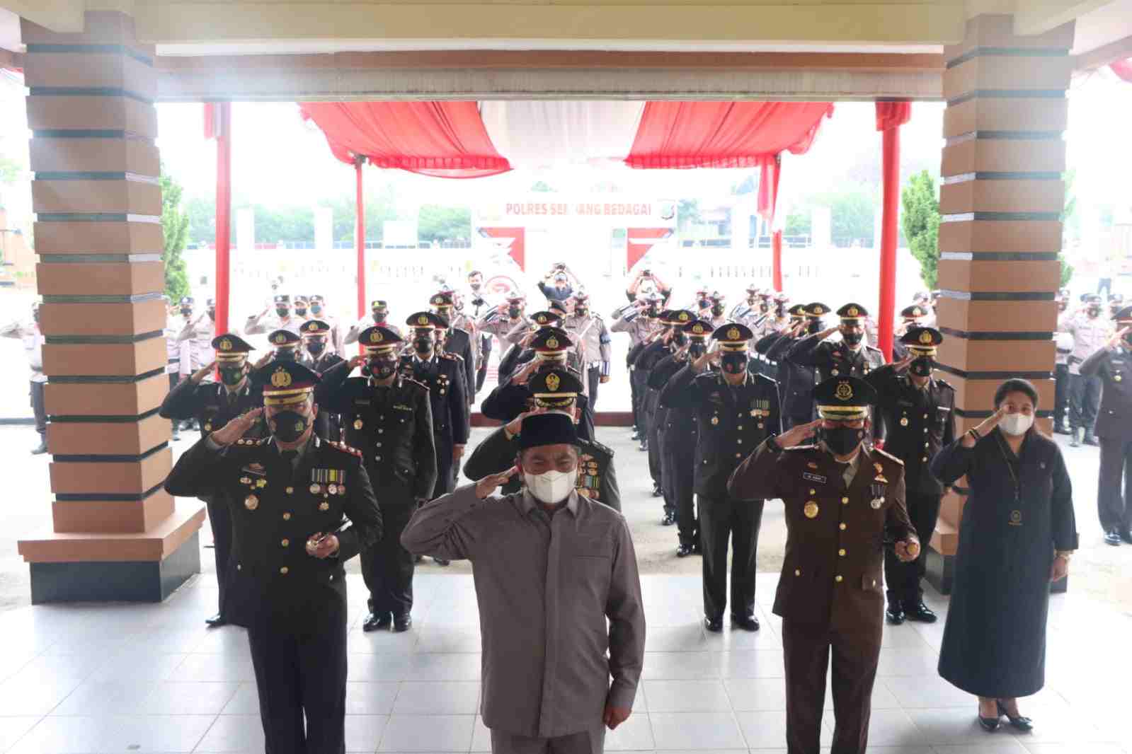 Kapolres Sergai Beserta Forkopimda Mengikuti Hut Bhayangkara Ke 76