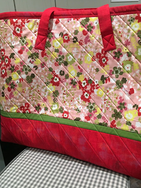 Mat Carrier bag from Sew on the Go by Cindy Taylor Oates