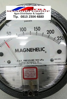 Pressure Gage Dwyer Type 2000-250PA