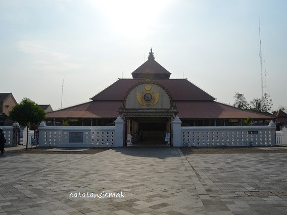 Wisata Sejarah, Masjid Gedhe Kauman 