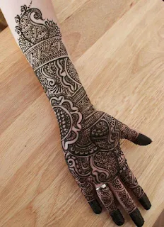 easy palm mehndi design for beginners 	 back palm mehndi design simple 	 palm mehndi design circle 	 cute palm mehndi design 	 center palm mehndi design 	 mehndi cost per hand 	 how to make mehndi design in hand 	 most beautiful mehndi designs for hands